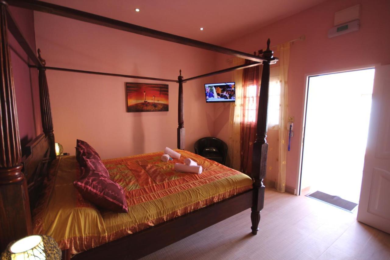 Hotel Copacabana Tarifa Beach Eksteriør bilde