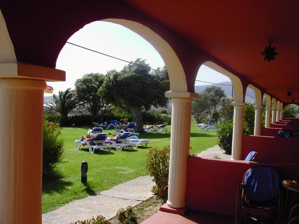 Hotel Copacabana Tarifa Beach Eksteriør bilde